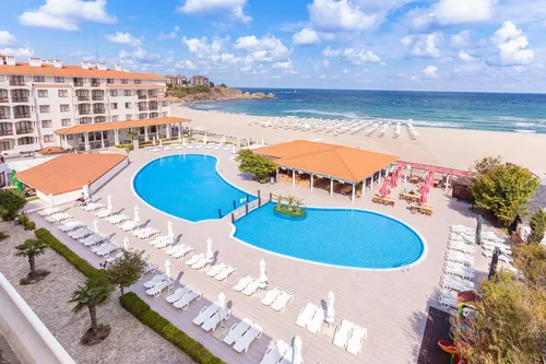 Suneo Beach Club Serenity Bay