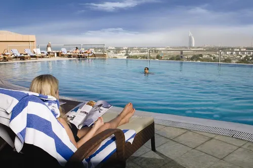 Тур в Two Seasons Hotel & Apartments Dubai 4☆ ОАЕ, Дубай