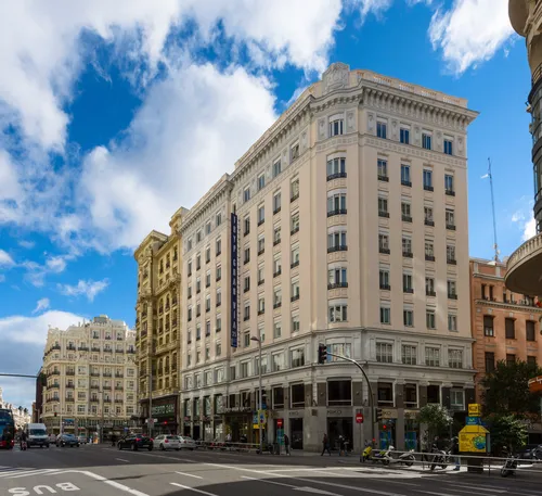 Горящий тур в Madrid Gran Via 25 Hotel managed by Melia 3☆ Spānija, Madride