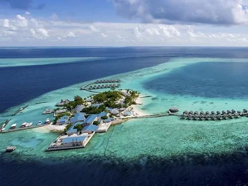 Горящий тур в Centara Ras Fushi Resort & Spa Maldives 5☆ Maldīvija, Ziemeļu Males atols
