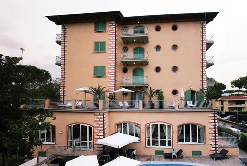 Горящий тур в La Pigna Hotel 3☆ Itālija, Viareggio
