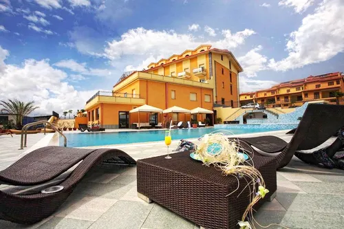 Горящий тур в Grand Hotel Paradiso 4☆ Itālija, Kalabrija