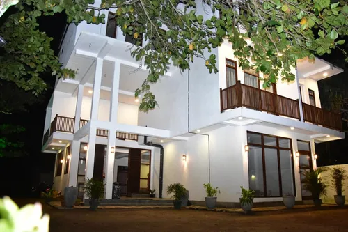 Горящий тур в Green Almond Hotel 2☆ Шри-Ланка, Унаватуна