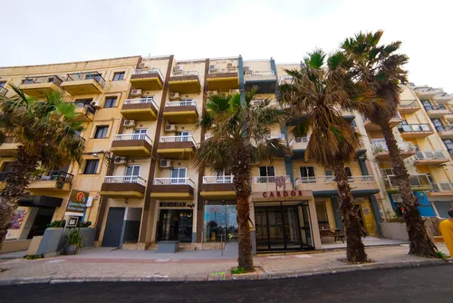 Горящий тур в Qawra Point Holiday Complex 3☆ Мальта, Аура