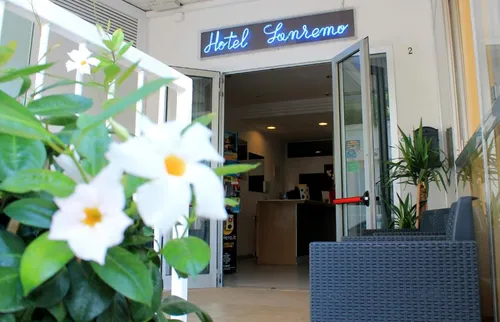 Горящий тур в Sanremo Rimini Hotel 3☆ Италия, Римини