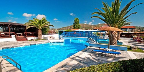 Горящий тур в Zefiros Beach Hotel 3☆ Греция, о. Самос