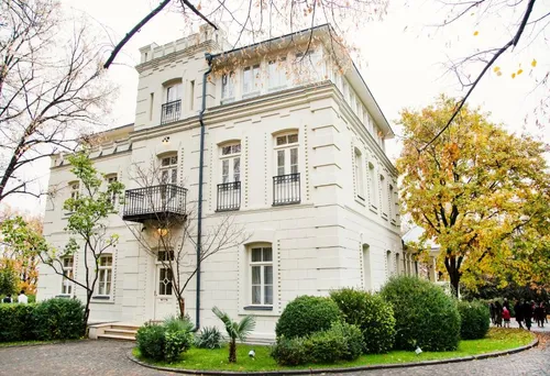 Vazisubani Estate Boutique Hotel