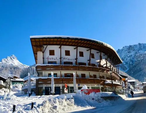 Kelionė в Des Alpes Hotel 3☆ Italija, Val Gardena