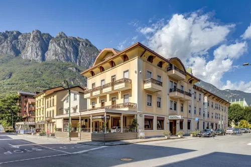 Paskutinės minutės kelionė в Albergo Milano Hotel 3☆ Italija, Breša