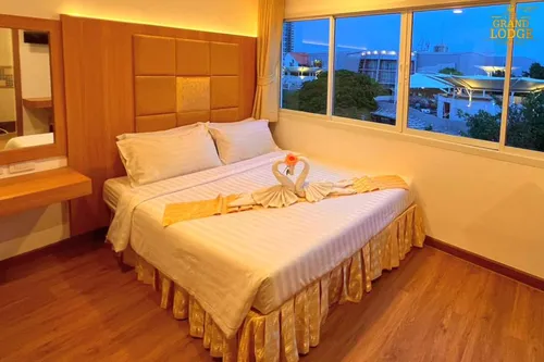 Горящий тур в The Grand Lodge Pattaya 2☆ Таиланд, Паттайя
