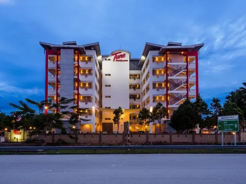 Tune Hotel KLIA Aeropolis