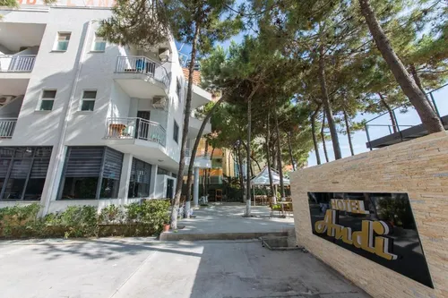 Andi Hotel