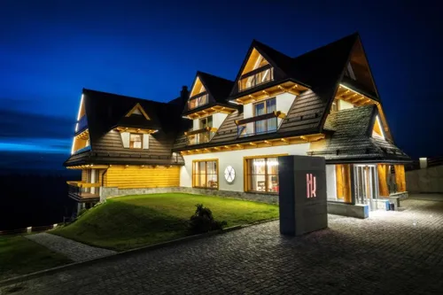 Тур в Kopieniec Fizjo Med & Spa Hotel 4☆ Polija, Zakopane