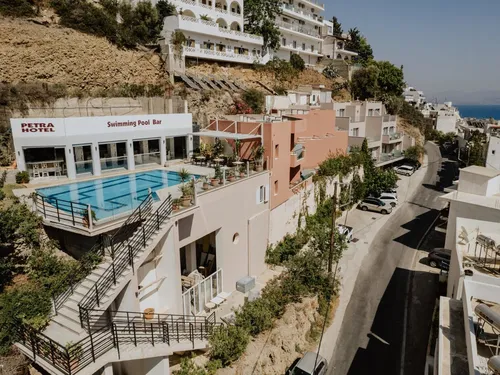 Petra Hotel