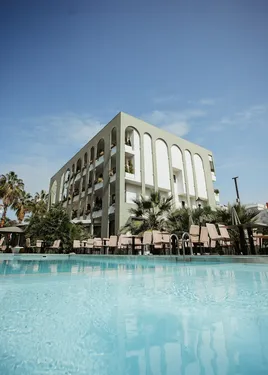 Горящий тур в Flower Hotels & Resorts 4☆ Albānija, Tirāna