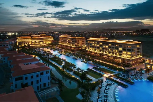 Kelionė в Sheraton Grand Danang Resort & Convention Center 5☆ Vietnamas, Danangas