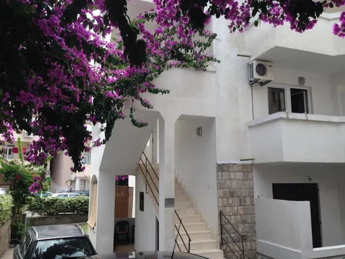 Горящий тур в Guest House Violet 2☆ Melnkalne, Budva