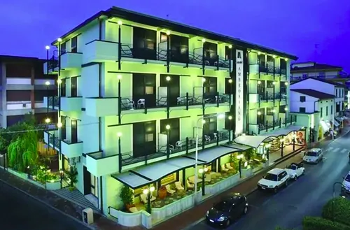 Горящий тур в Green Hotel Ambrosiano 4☆ Италия, Монтекатини