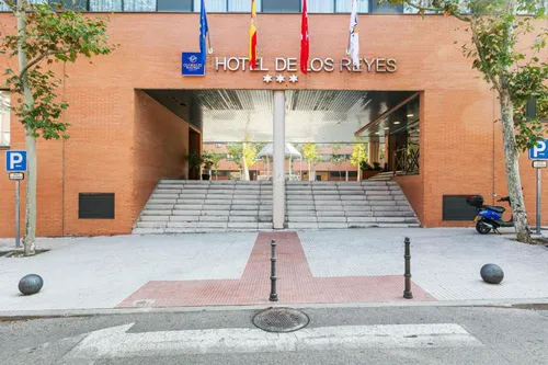 Горящий тур в Globales De los Reyes 3☆ Spānija, Madride