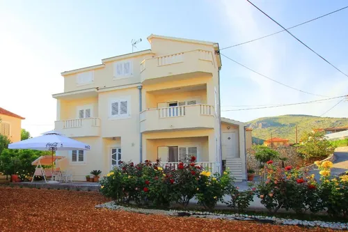 Горящий тур в Kiwi Apartments 3☆ Horvātija, Trogira