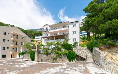 Тур в Apartments Ana 3☆ Хорватия, Брела