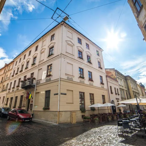 Oптіма Колекція Медіваль