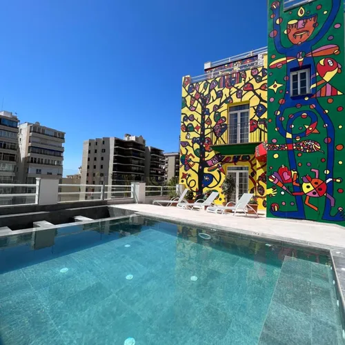 Artmadams Hotel