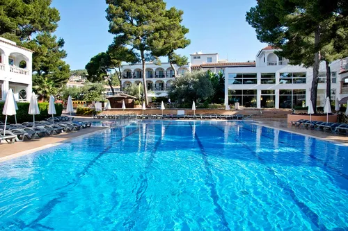 Fergus Club Font de Sa Cala Beach