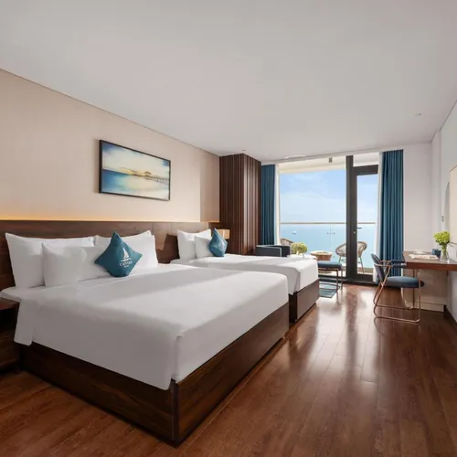 Canvas Beach Hotel Da Nang