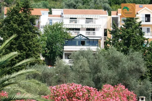 Lutovac Villa