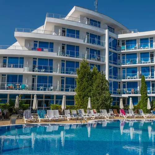 Queen Nelly Hotel