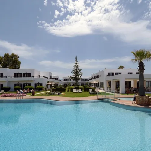Geraniotis Hotel & Resort