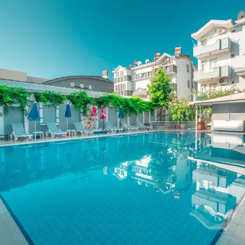 Side Orientt Apartments