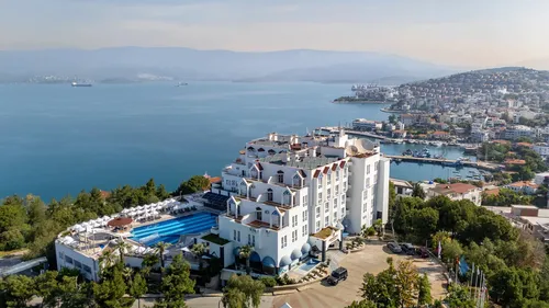 Roseira Beach Resort