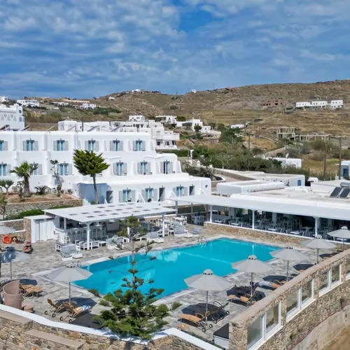 Yiannaki Hotel