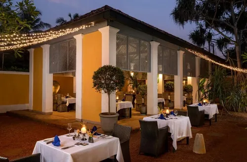 The Villa Bentota by KK Collection