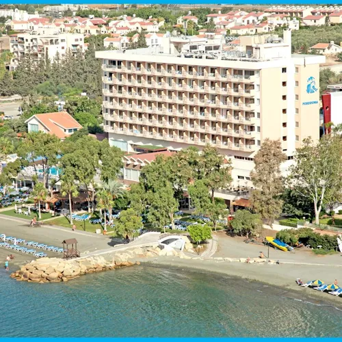 Poseidonia Beach