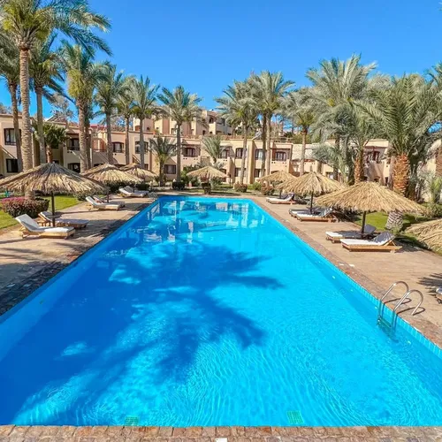 Tamra Beach Resort