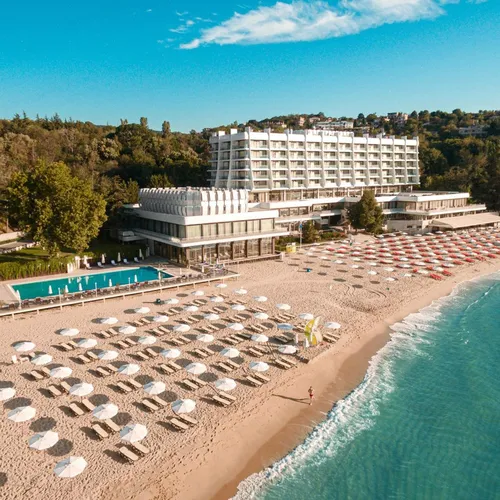 The Palace Hotel