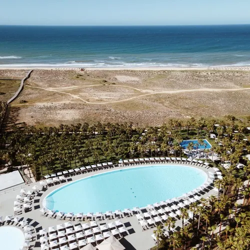 Wine & Books by the Sea, Algarve Resort