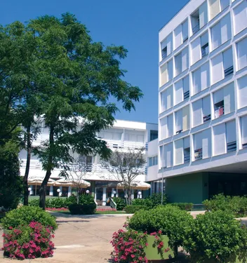 Donat Hotel