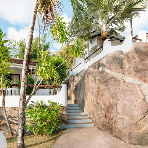 Eden's Holiday Villas