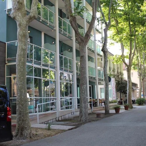 Jole Hotel
