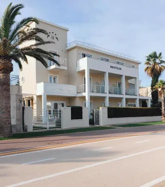 Nautilus Hotel