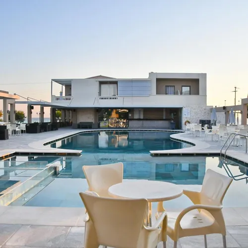 Castro Beach Hotel