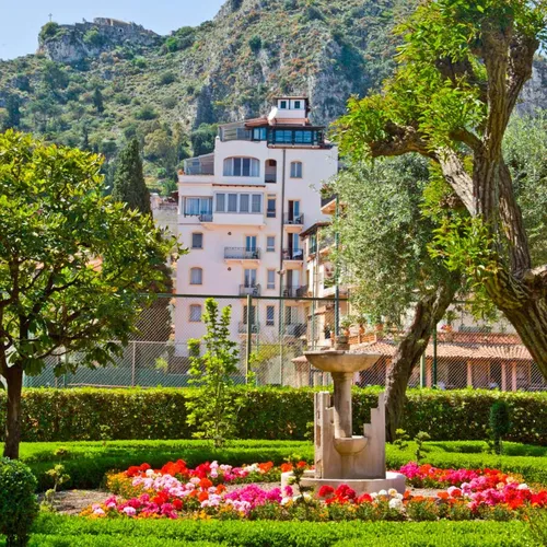 Villa Paradiso Hotel
