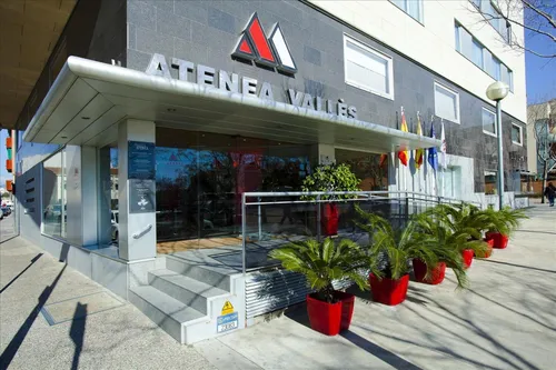 Atenea Valles Aparthotel