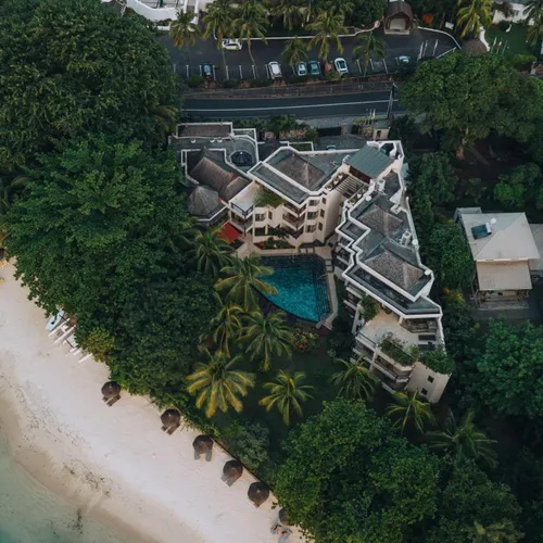 Le Cardinal Exclusive Resort