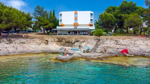 Centinera Resort