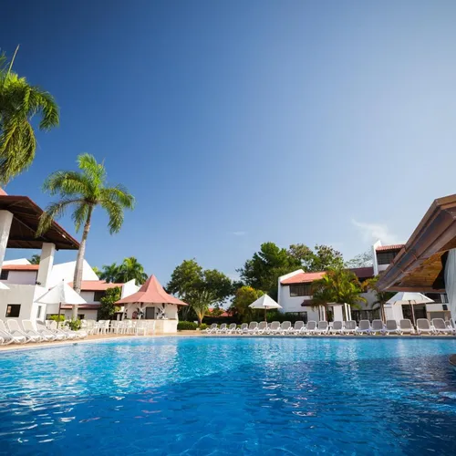 BlueBay Villas Doradas